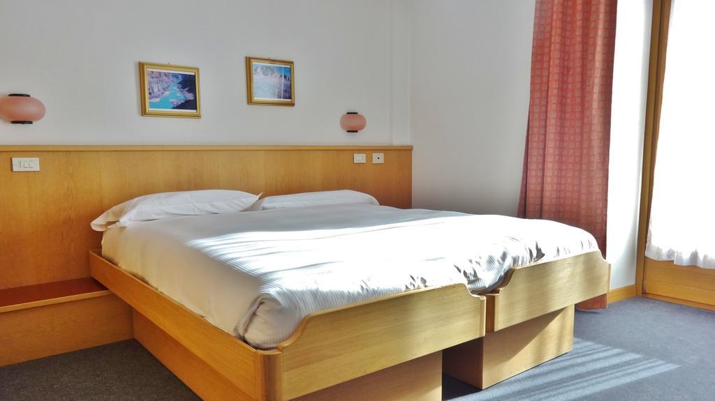 Casa Stefano E Lucia Aparthotel Bormio Luaran gambar