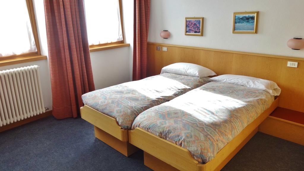 Casa Stefano E Lucia Aparthotel Bormio Luaran gambar