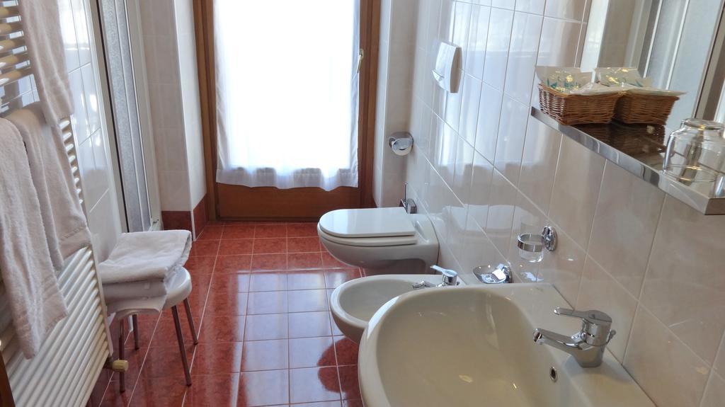 Casa Stefano E Lucia Aparthotel Bormio Luaran gambar