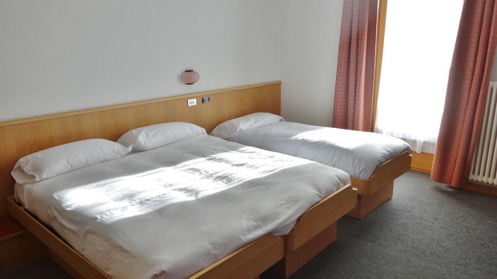 Casa Stefano E Lucia Aparthotel Bormio Luaran gambar