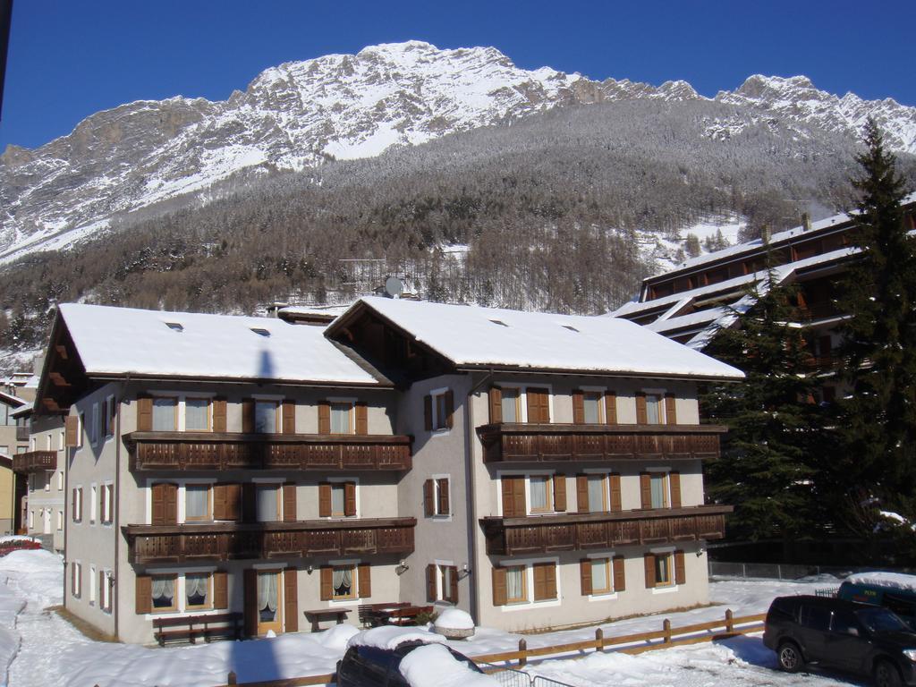 Casa Stefano E Lucia Aparthotel Bormio Luaran gambar
